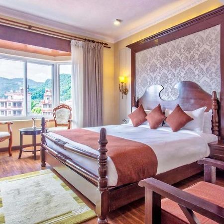 Da Yatra Courtyard Hotel & Resort ポカラ エクステリア 写真