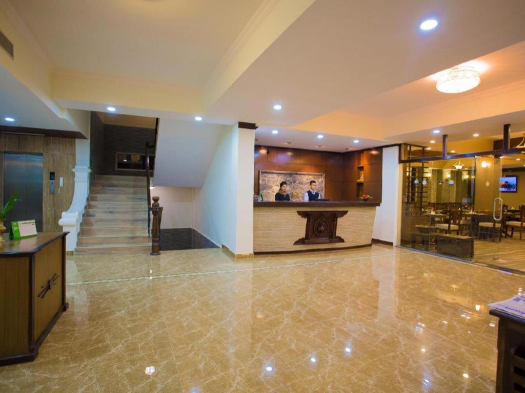 Da Yatra Courtyard Hotel & Resort ポカラ エクステリア 写真