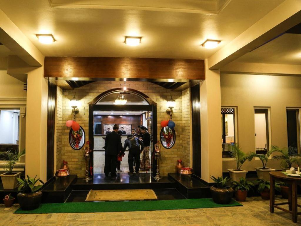 Da Yatra Courtyard Hotel & Resort ポカラ エクステリア 写真